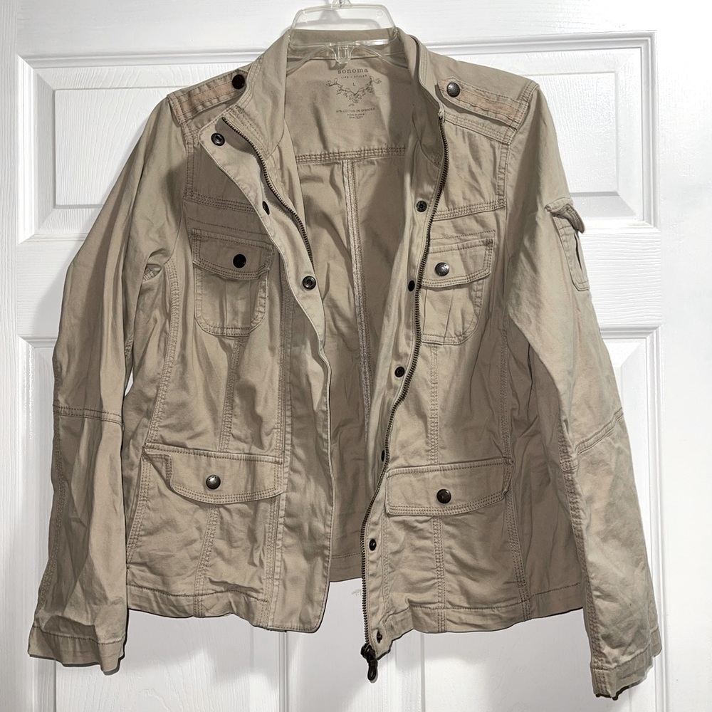Khaki colored jacket